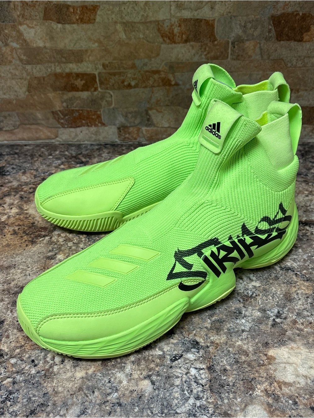 Adidas SAMPLE N3xt L3v3l 2020 Graffiti Signal Green Size 12